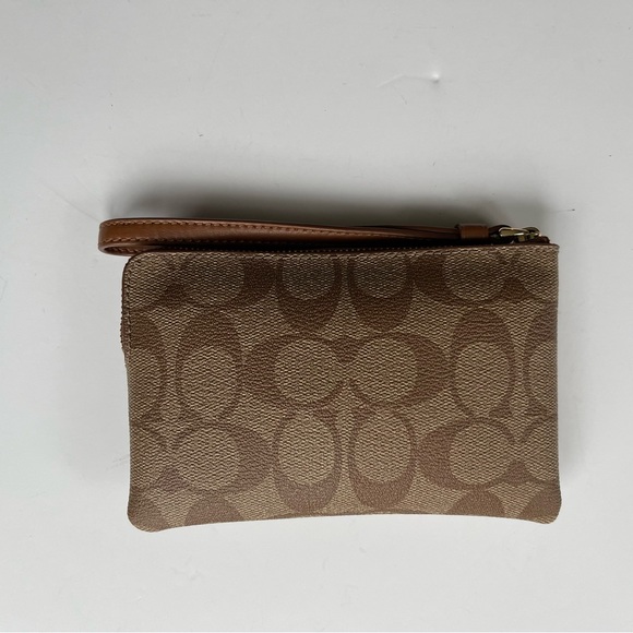 COACH Bonnie Cashin Limited Edition Signature Corner Wristlet Zip Wallet. - Picture 5 of 7